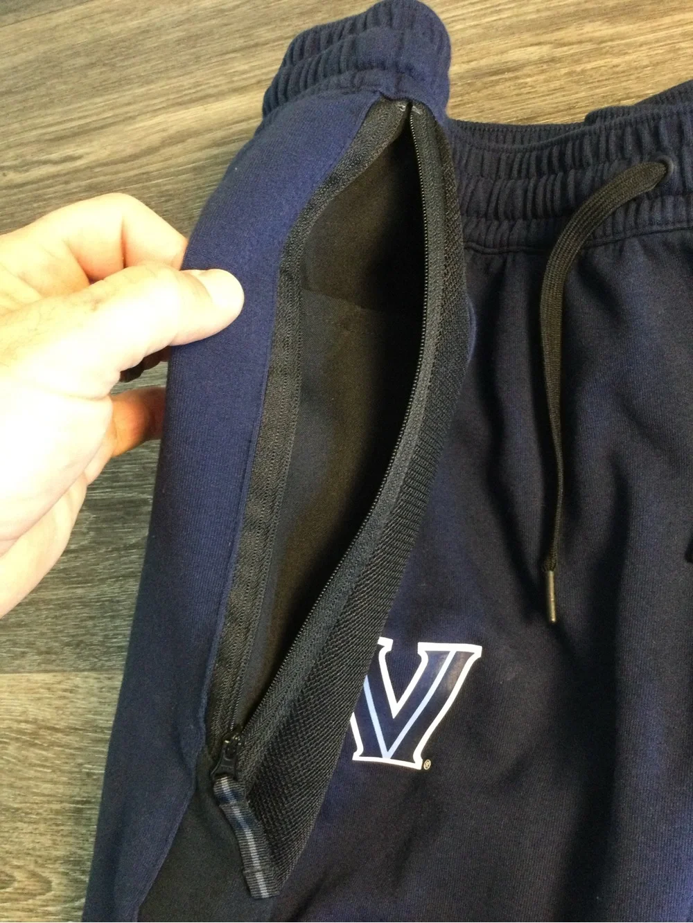 Villanova Nike Men's Navy Blue Athletic Jogger Pants with Logo